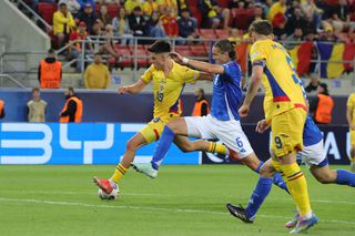 Jucătorul român a fost prezentat oficial în Italia