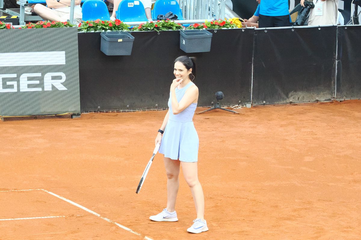 Simona Halep a făcut spectacol la Iași alături de Stan Wawrinka, Andrei Pavel și Horia Brenciu