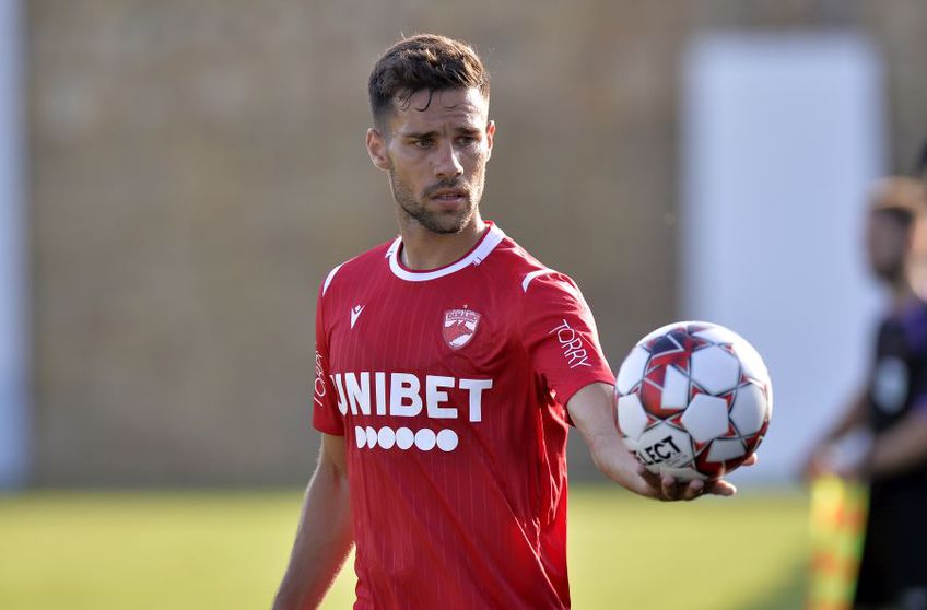 Poli Iași Dinamo 2 0 Cătălin Straton Imi Vine Să Plang Andrei Sin Dacă Jucăm In Halul ăsta Nici N Am Ajuns La Poartă
