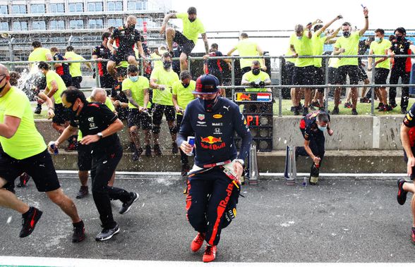 FORMULA 1. Surprinzătorul Max » Verstappen s-a impus în a doua cursă de la Silverstone, luând fața mașinilor Mercedes