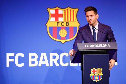 Avocații Barcelonei încearcă să blocheze transferul lui Messi la PSG