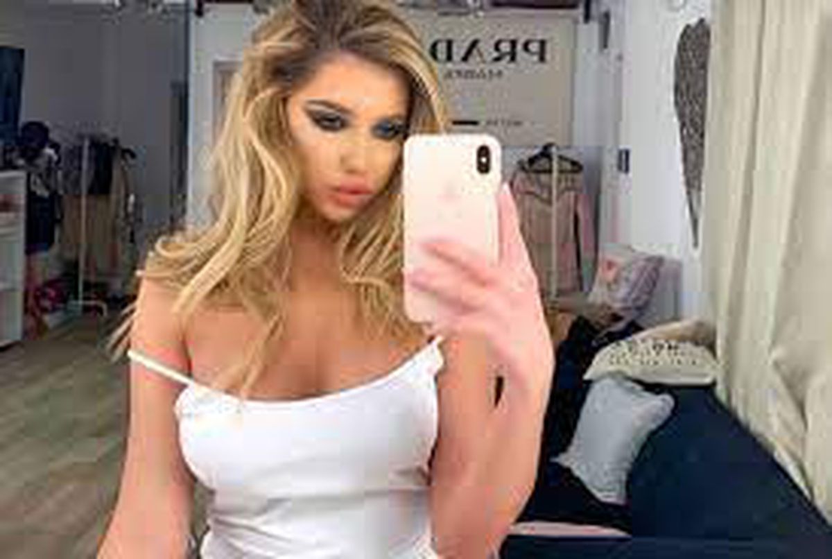 Fierbinte ca vara! Cum își petrec vacanțele iubitele fotbaliștilor din Liga 1