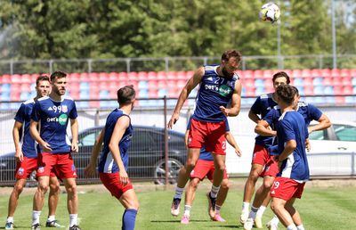 CSA Steaua nu renunță la Superligă! Două variante de care „militarii” se agață pentru a obține dreptul de a promova