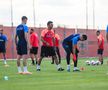 Distracție la antrenamentul FCSB » Cum i-a testat Neubert pe jucători + Charalambous s-a băgat la joc