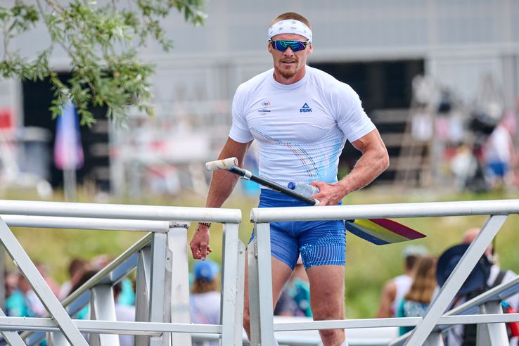 Cătălin Chirilă, locul 1 în finala B la canoe-1 1000 de metri. Foto: Raed Krishan