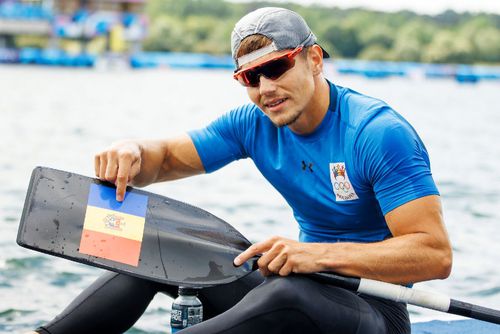 Serghei Tarnovschi a luat bronzul în  competiția de canoe-1 1000 de metri  / Sursă foto: Facebook@ Maia Sandu