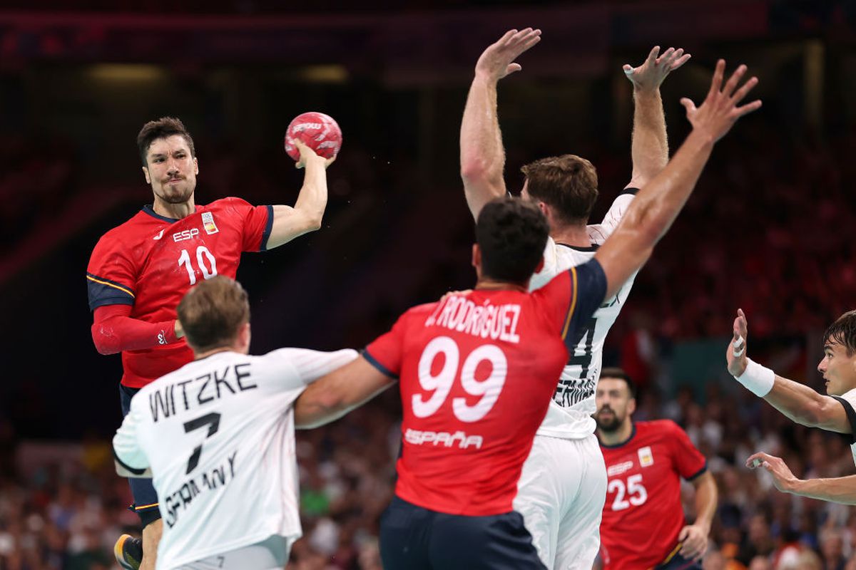 Germania - Spania, prima semifinală a competiției de handbal masculin de la Jocurile Olimpice, decisă de prestația COLOSALĂ a unui portar! Procentaj de 49% al mingilor apărate