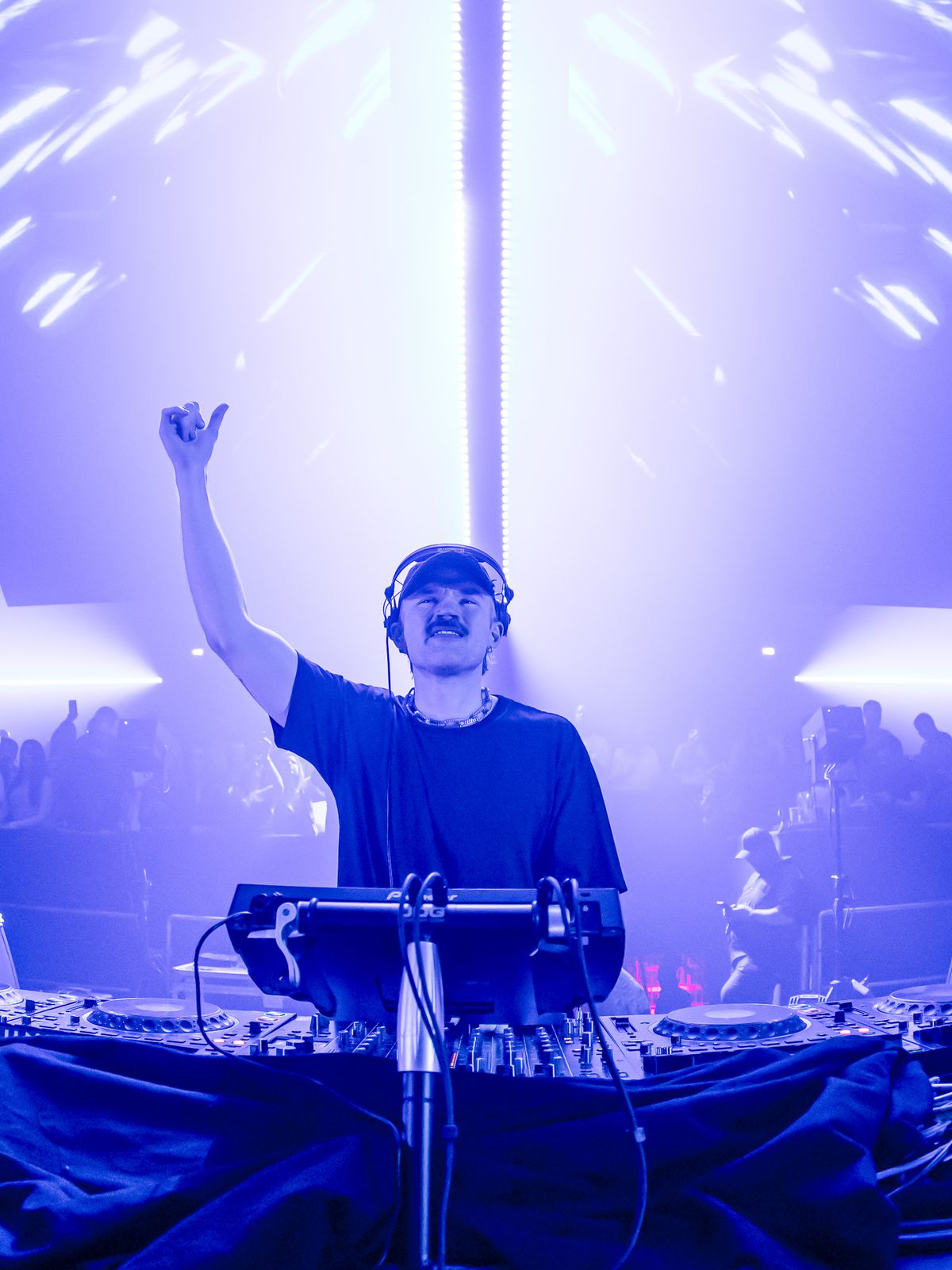 Nebunie, aseară, pe Cluj Arena » Au închis stadionul la Untold: fanii au răbufnit la porți