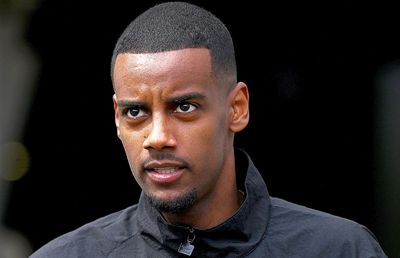 Au intervenit șeicii! Alexander Isak, BLOCAT la Newcastle