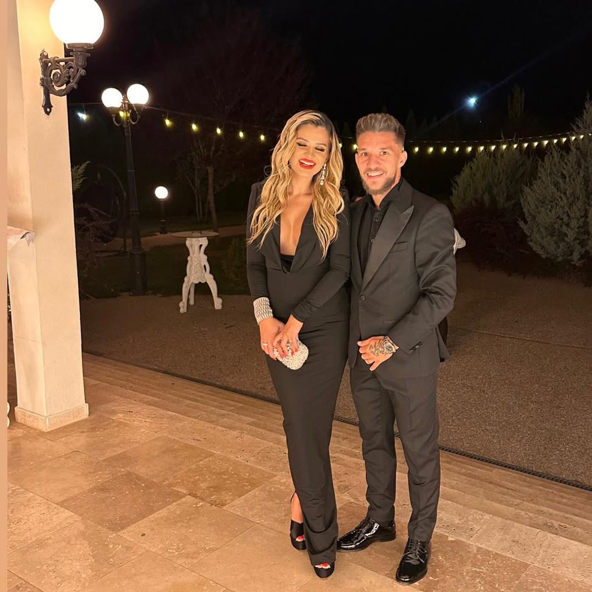 Soția jucătorului „evadat” de la FCSB cu doar 50.000 de euro, mesaj la adio: „Doi ani...”