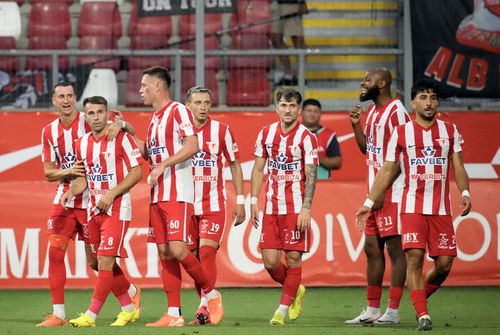 Alin Roman (al doilea de la stânga la dreapta) este jucătorul momentului în Superliga © FOTO: Alexandra Fechete/SPORT PICTURES