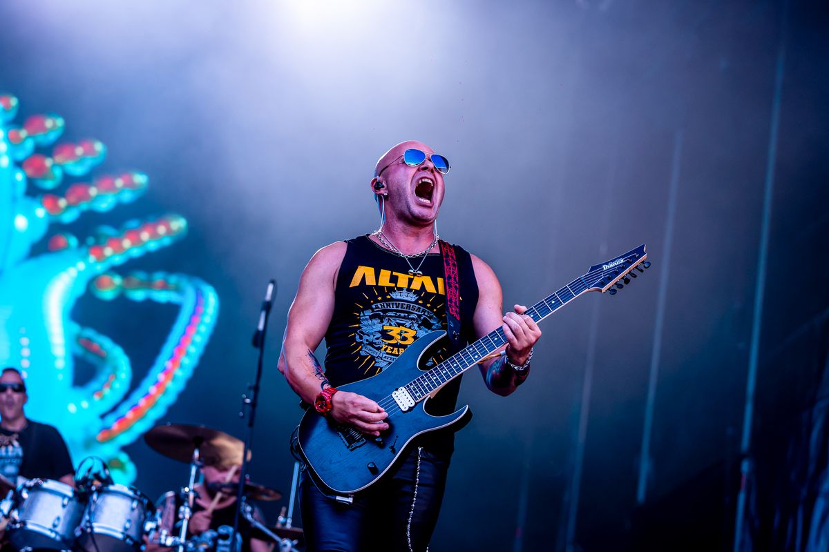 Nebunie, aseară, pe Cluj Arena » Au închis stadionul la Untold: fanii au răbufnit la porți