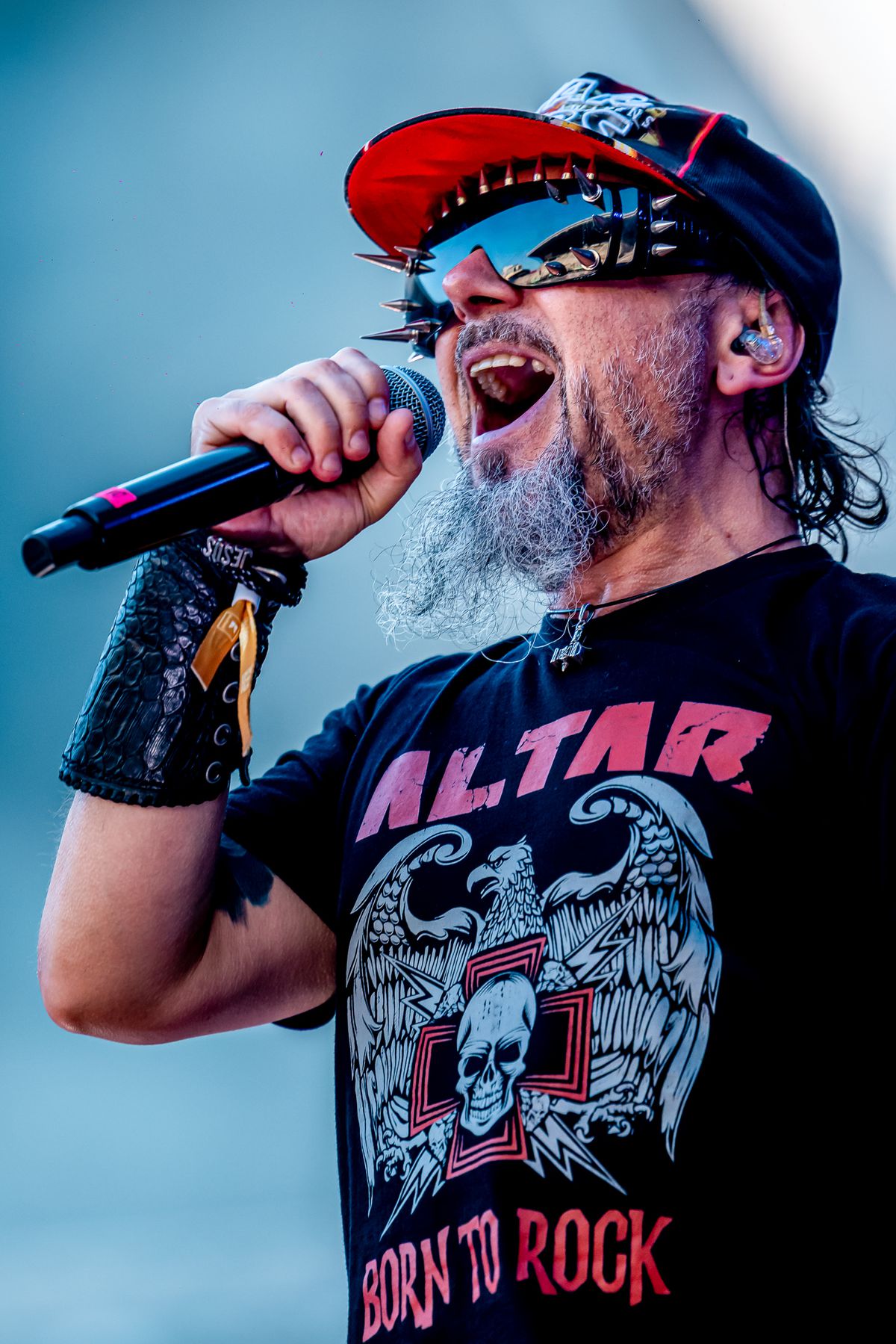 Nebunie, aseară, pe Cluj Arena » Au închis stadionul la Untold: fanii au răbufnit la porți