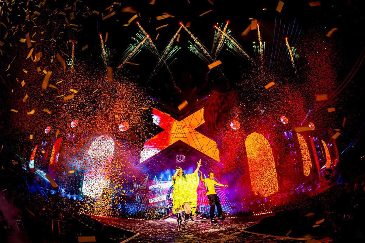 Nebunie, aseară, pe Cluj Arena » Au închis stadionul la Untold: fanii au răbufnit la porți