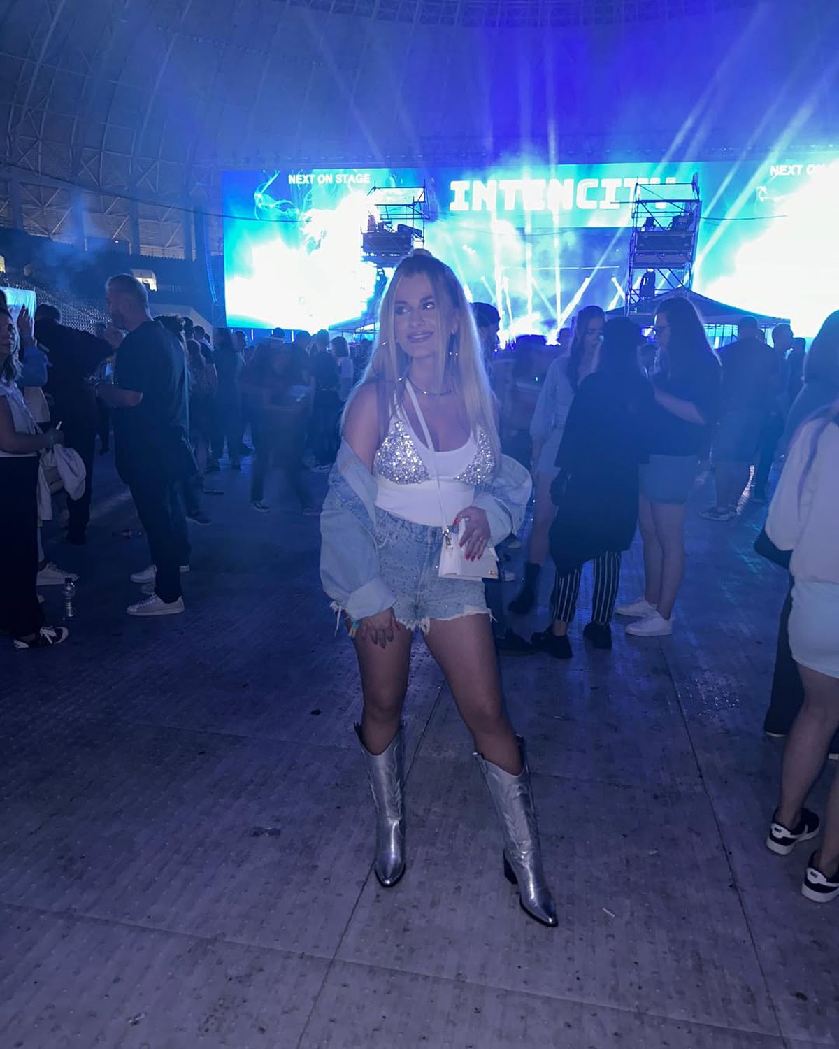 Soția jucătorului „evadat” de la FCSB cu doar 50.000 de euro, mesaj la adio: „Doi ani...”