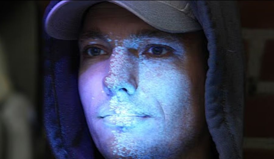 Armă high-tech pe stadioane » Din acest sezon, Poliția va folosi un spray special cu markeri ADN, testat pe infractori!