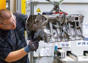 Un gigant din industria auto tocmai a intrat și pe piața din România » 3 fabrici în țara noastră