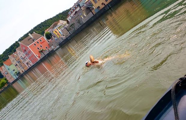 „Am reușit să traversez înot întreaga Europă! Primul din lume!” » Avram Iancu, imediat după ce a scris istorie: „Le cer iertare fetelor mele”