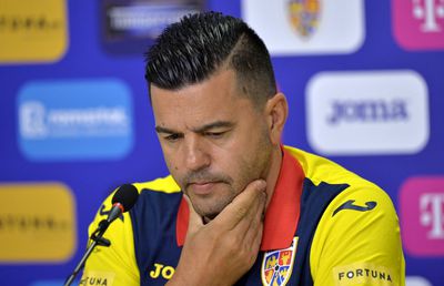 Șumudică nu e de acord cu trecerea jucătorilor U21 la naționala mare + Critici pentru Contra: „Îl crucificăm”