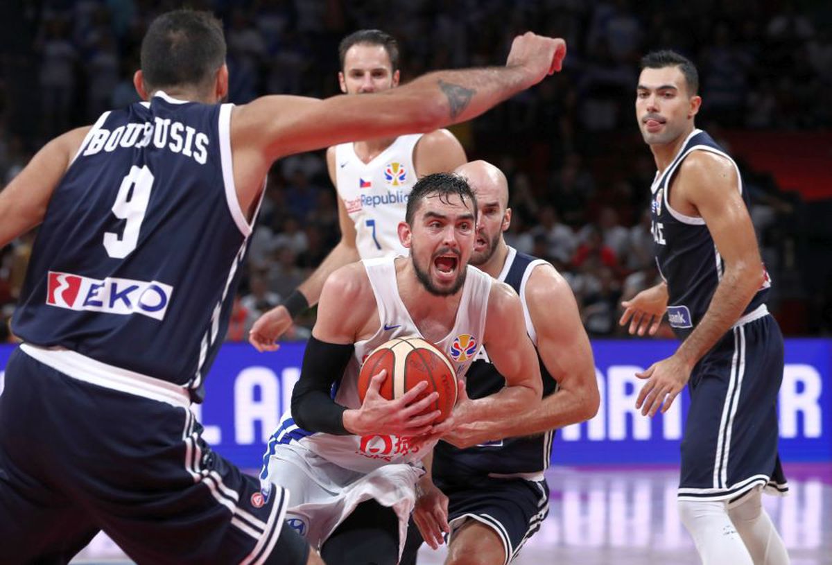 CM DE BASCHET // S-au decis sferturile de finală: SUA, duel-șoc cu Franța » Revelația Cehia s-a calificat dramatic