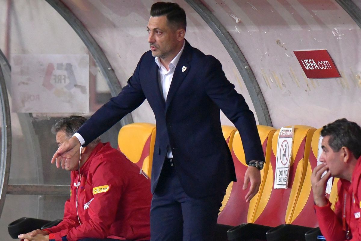 Mirel Rădoi, luat la țintă: „Abordare greșită și nesănătoasă! Unde-i mingea-i și grămada”