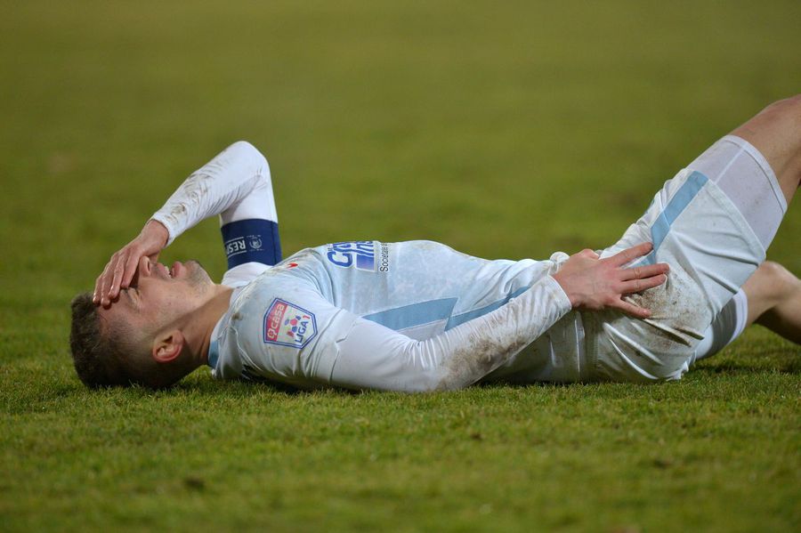 Tănase a suferit o entorsă la glenza dreaptă în derby-ul cu CFR Cluj / Sursă foto: GSP Edi Iordănescu are o mare problemă înaintea meciului cu Dinamo: FCSB, DEFICITARĂ pe un post-cheie