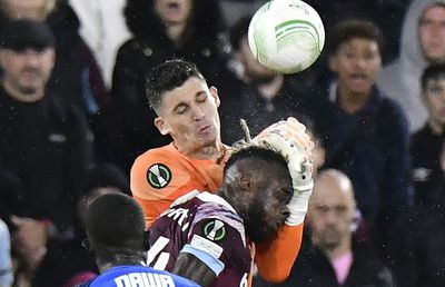 Doi specialiști au lămurit faza penalty-ului primit de West Ham: „Nu este complicat”
