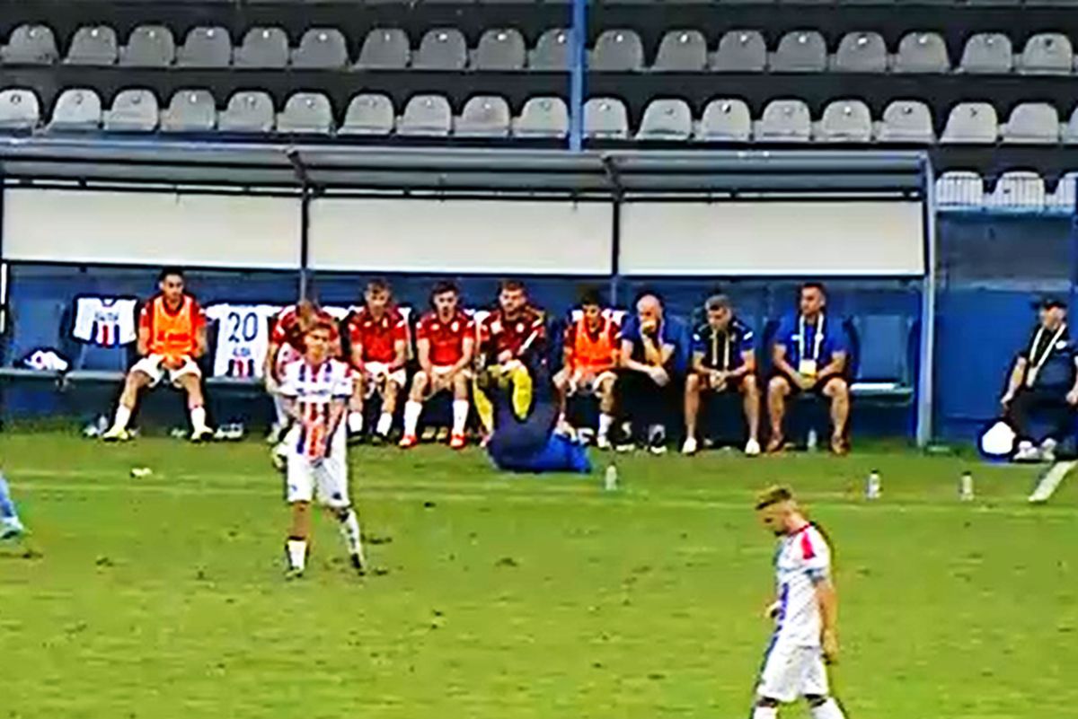 UPSSS! Dorinel Munteanu, pus la pământ în Progresul Spartac - Oțelul » Moment amuzant în deschiderea etapei de Liga 2