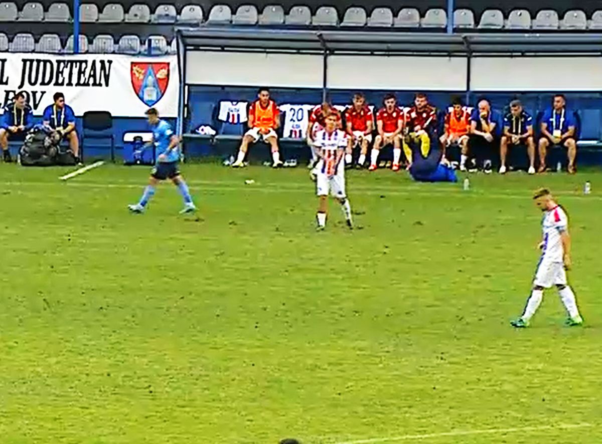 UPSSS! Dorinel Munteanu, pus la pământ în Progresul Spartac - Oțelul » Moment amuzant în deschiderea etapei de Liga 2