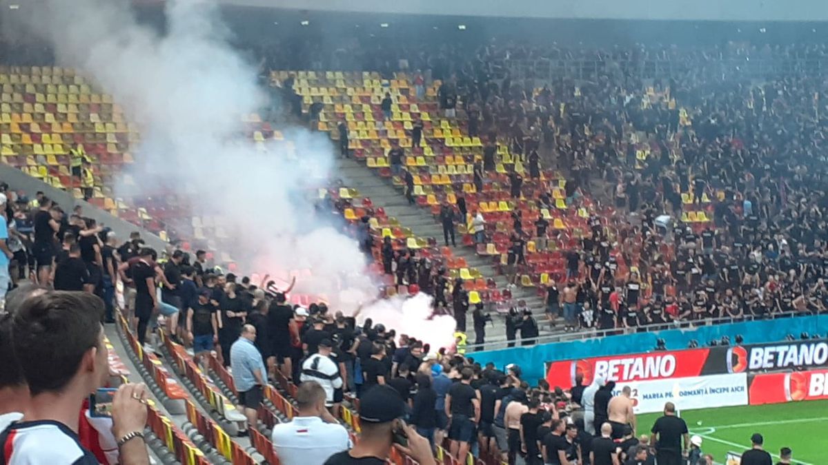 Previziune sumbră după scenele șocante de la Dinamo - Steaua: „Dacă nu se oprește sălbăticia asta, vor fi și morți”
