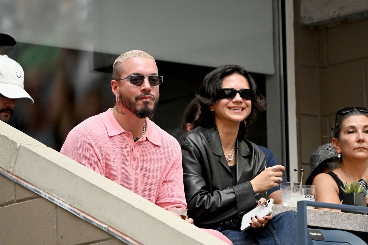 Divele în alb de la US Open! S-au făcut remarcate imediat în tribune, iar fotografii le-au pozat în cele mai neașteptate ipostaze