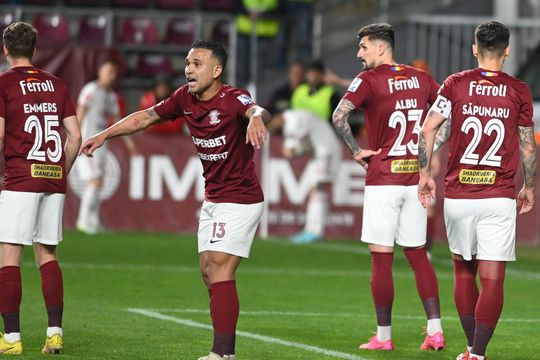Junior Morais (37 de ani, fundaș stânga) este oficial fotbalistul lui Gaziantep, noua echipă a lui Marius Șumudică (52).