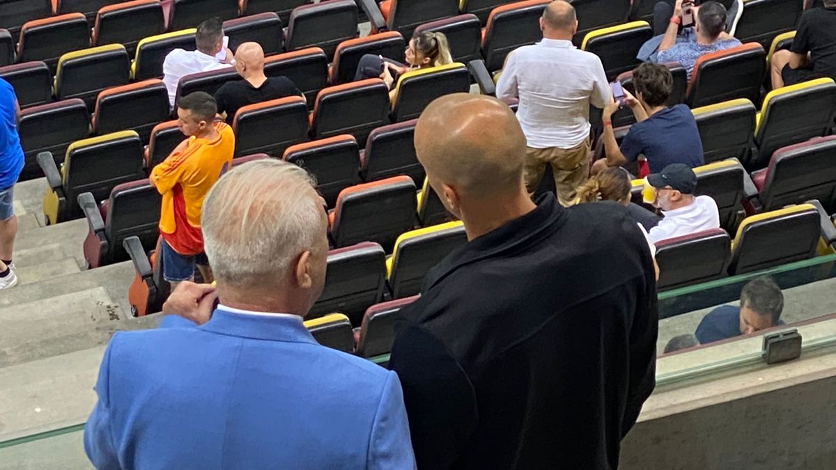 Marele absent n-a putut sta departe » Cum a fost surprins pe Arena Națională la România - Israel