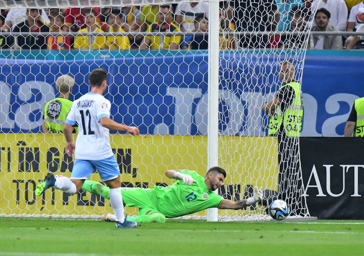 Edi, așa vrei să ne duci la Euro? România, cu 50.000 de fani în spate, a marcat un gol norocos, apoi a fost băgată în corzi de Israel