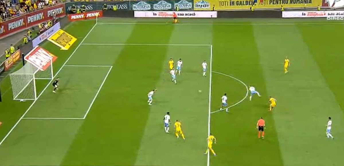 România, ce acțiune! Filmul fazei excelente care a dus la golul lui Alibec
