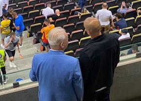 Marele absent n-a putut sta departe » Cum a fost surprins pe Arena Națională la România - Israel