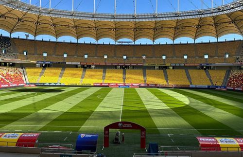 Cadru spectaculos înainte de România - Israel: tribuna a doua de pe Arena Națională a fost colorată în galben.