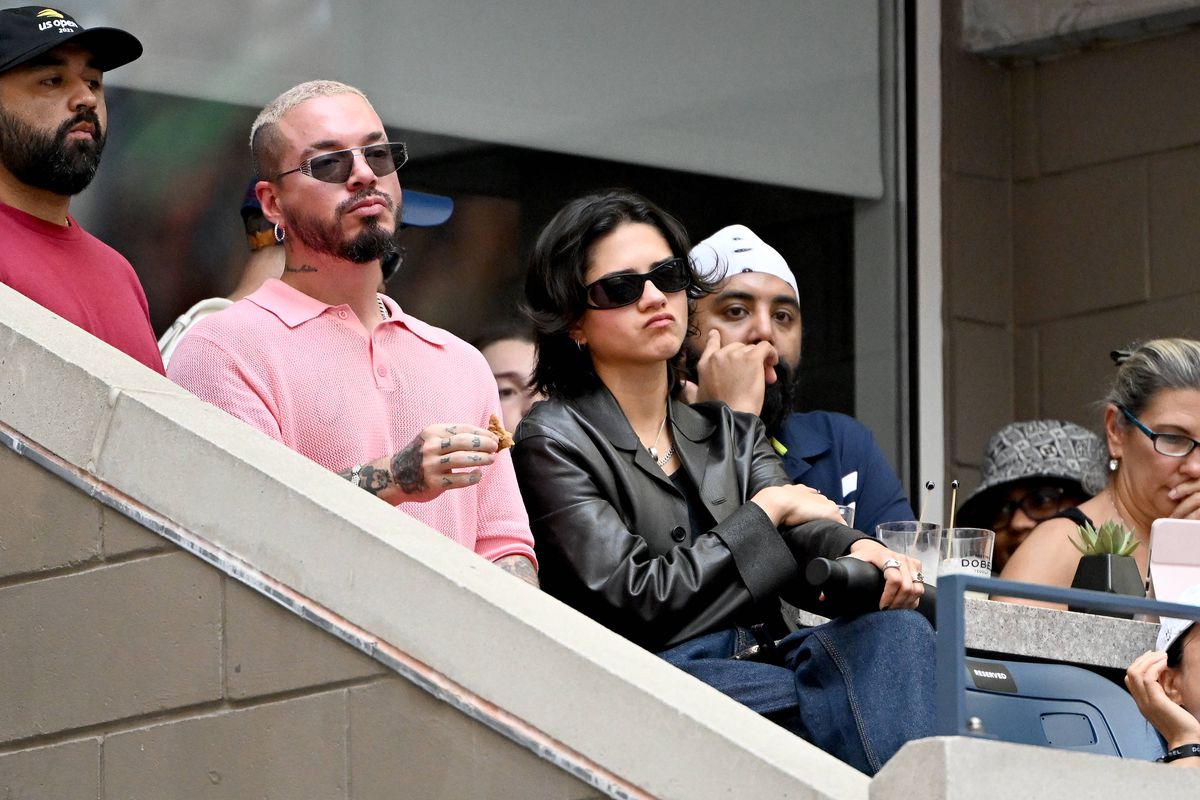 Divele în alb de la US Open! S-au făcut remarcate imediat în tribune, iar fotografii le-au pozat în cele mai neașteptate ipostaze