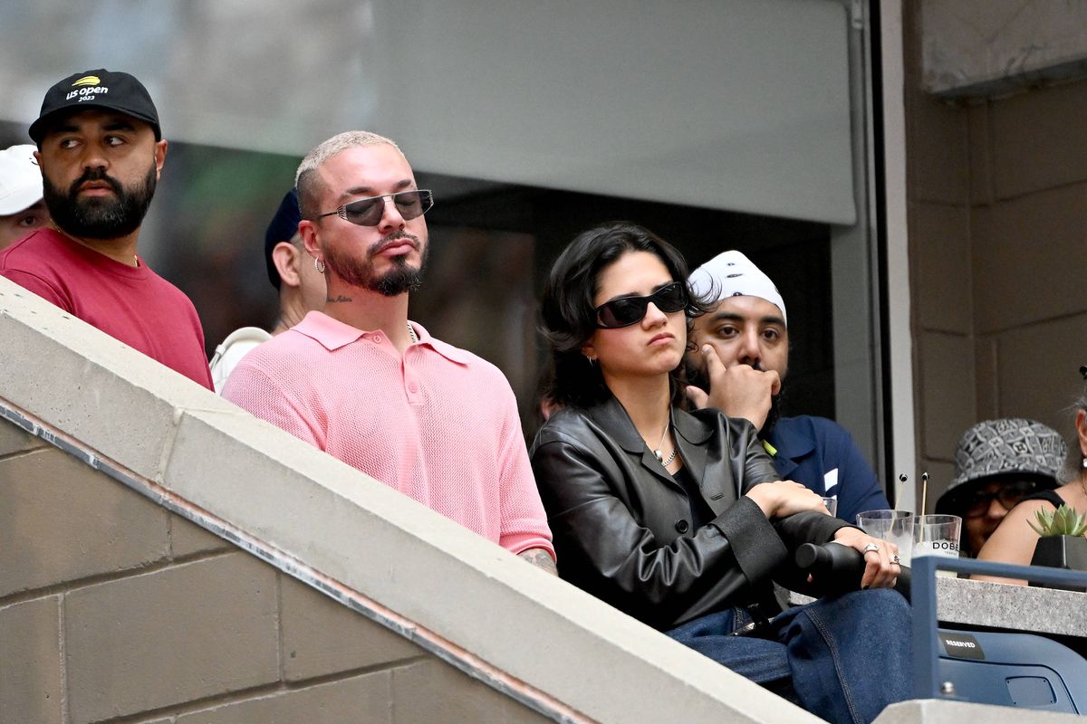 Divele în alb de la US Open! S-au făcut remarcate imediat în tribune, iar fotografii le-au pozat în cele mai neașteptate ipostaze