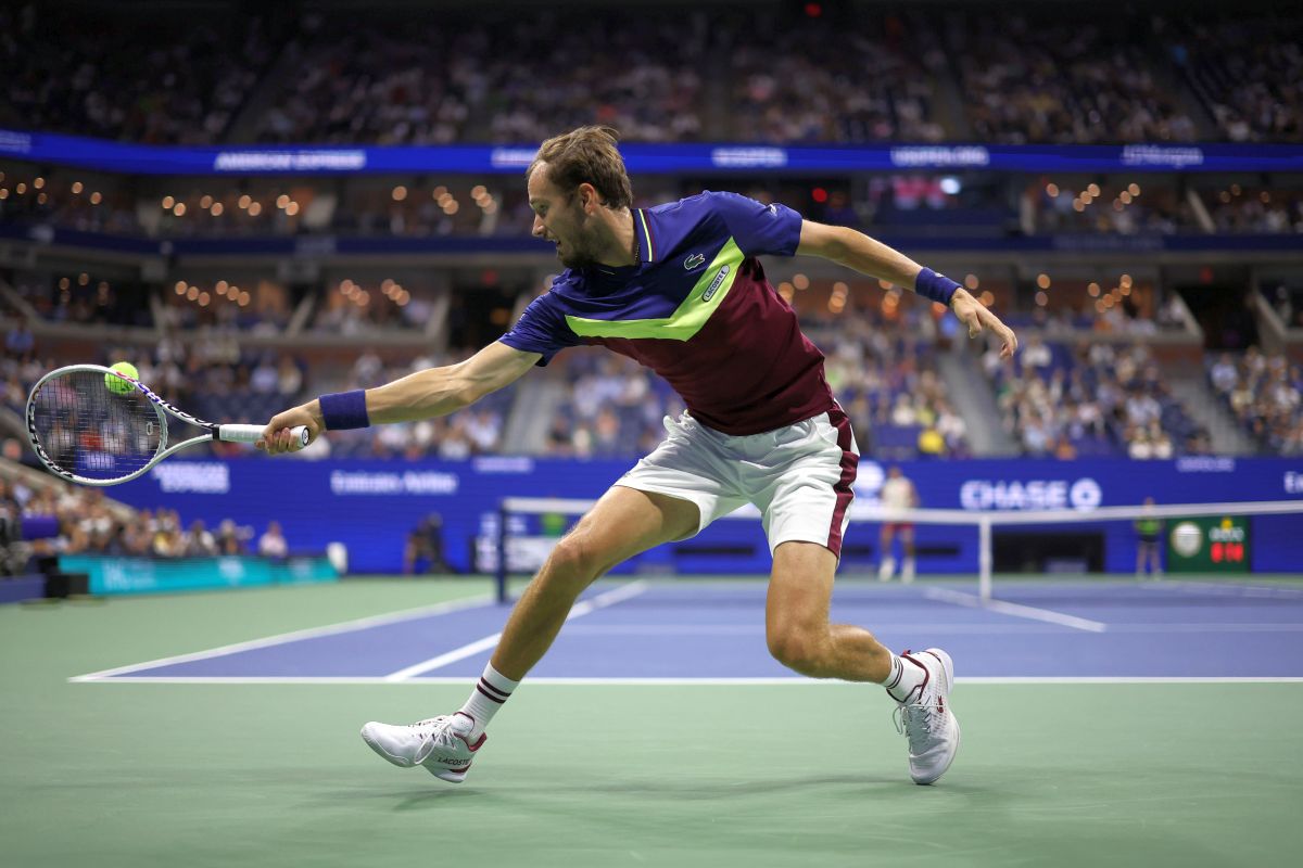 Daniil Medvedev a trecut de Carlos Alcaraz în semifinalele US Open » Duel spectaculos cu Novak Djokovic în ultimul act