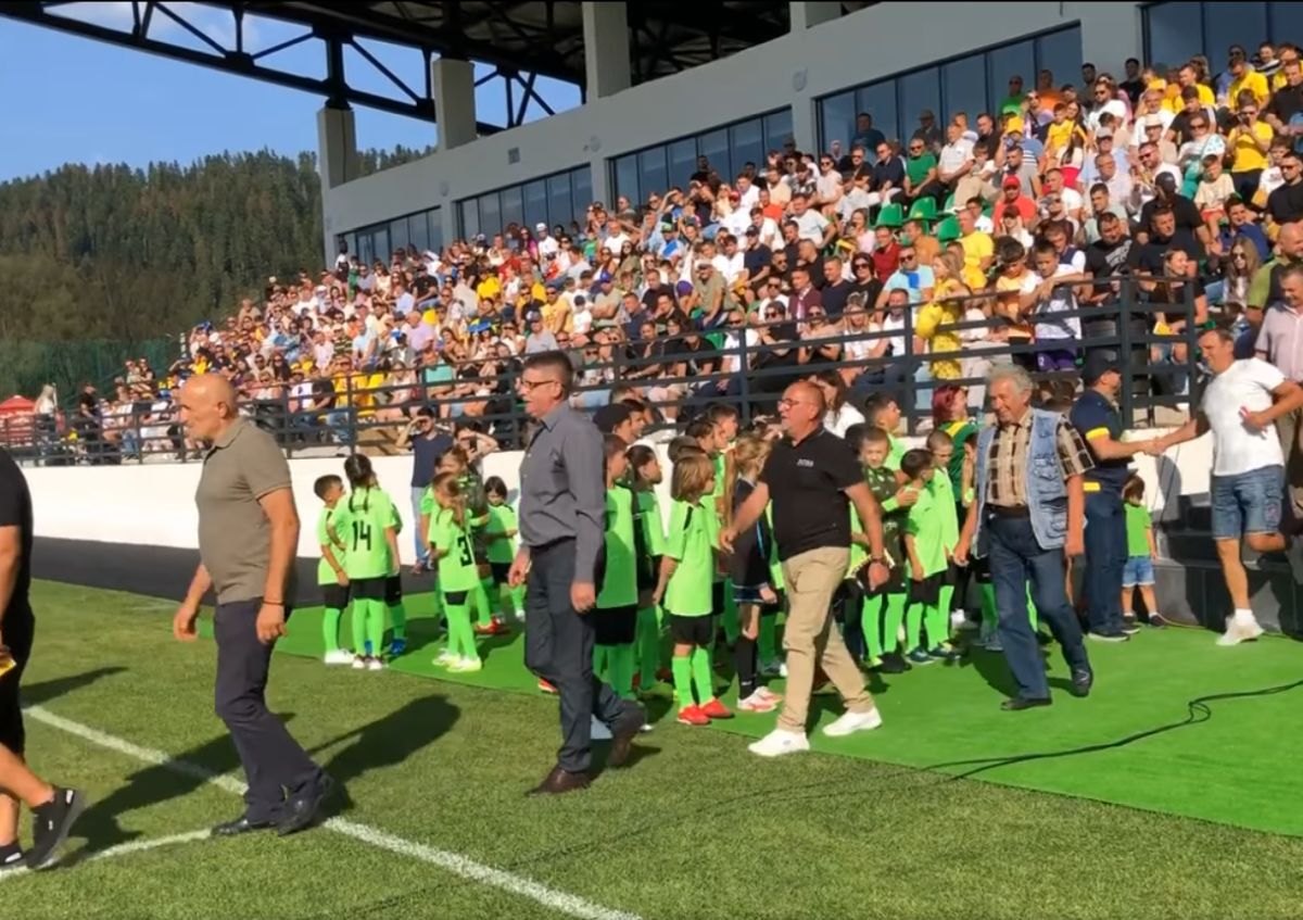 Inaugurare stadion Putna / FOTO: Capturi @Suceava News Online