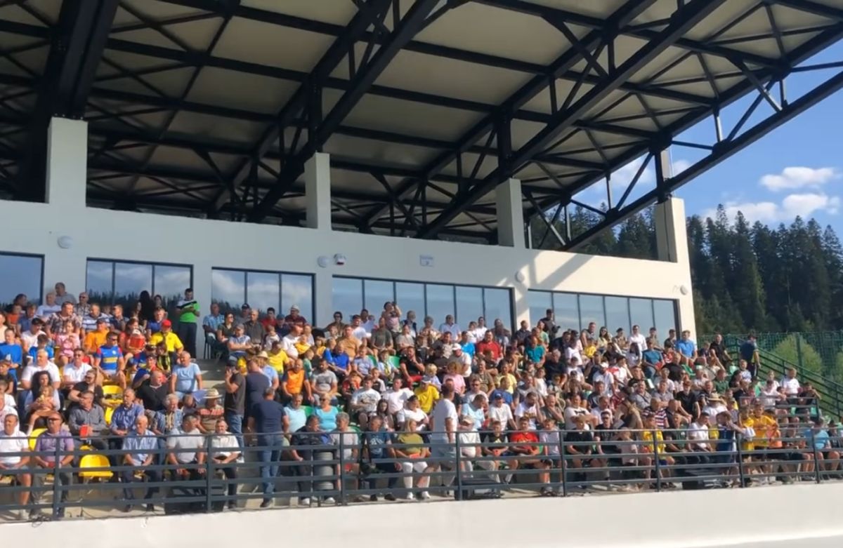 Noul stadion din regiunea Moldovei, inaugurat cu folk și cu nume mari din fotbalul românesc »  Locație pitorească, investiție de 3 milioane de euro