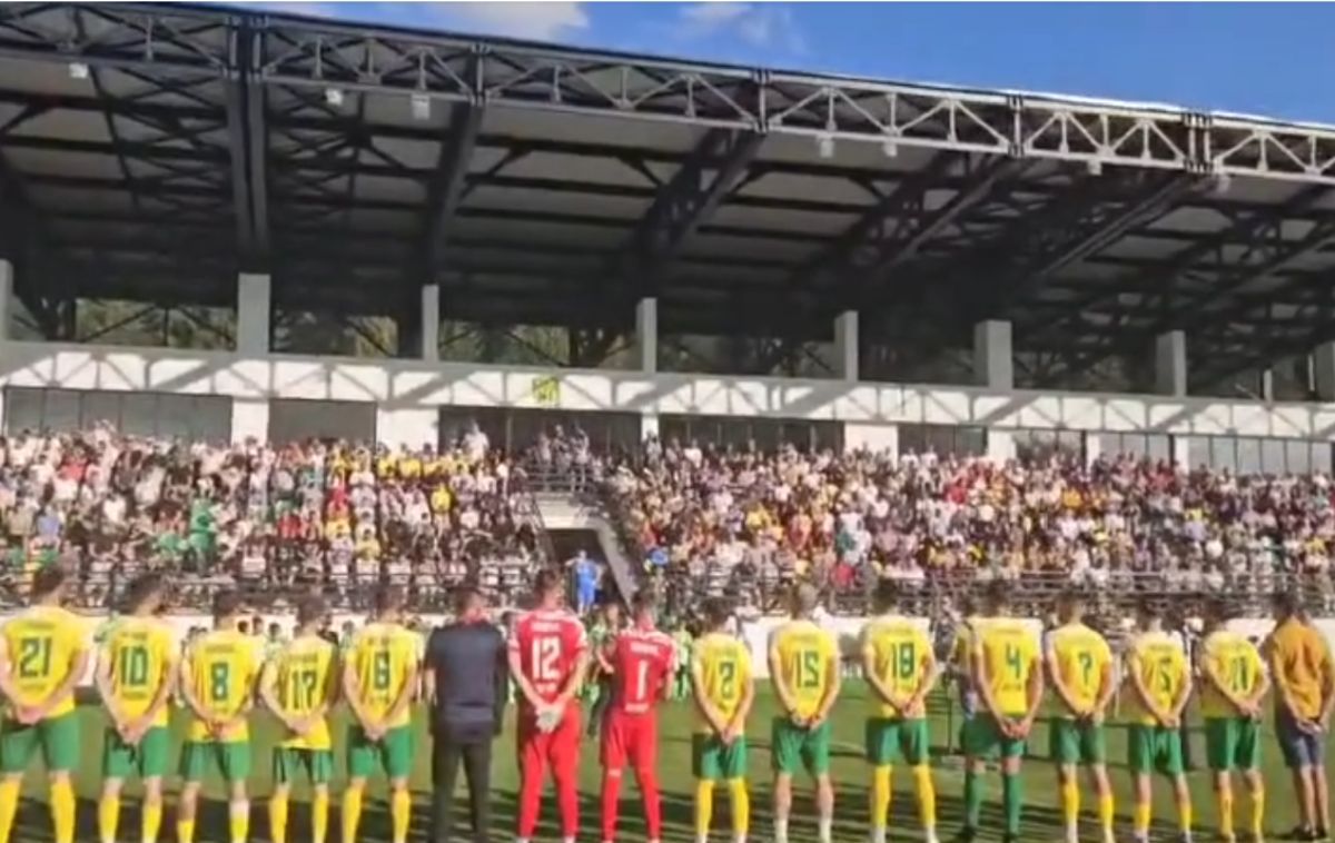 Noul stadion din regiunea Moldovei, inaugurat cu folk și cu nume mari din fotbalul românesc »  Locație pitorească, investiție de 3 milioane de euro