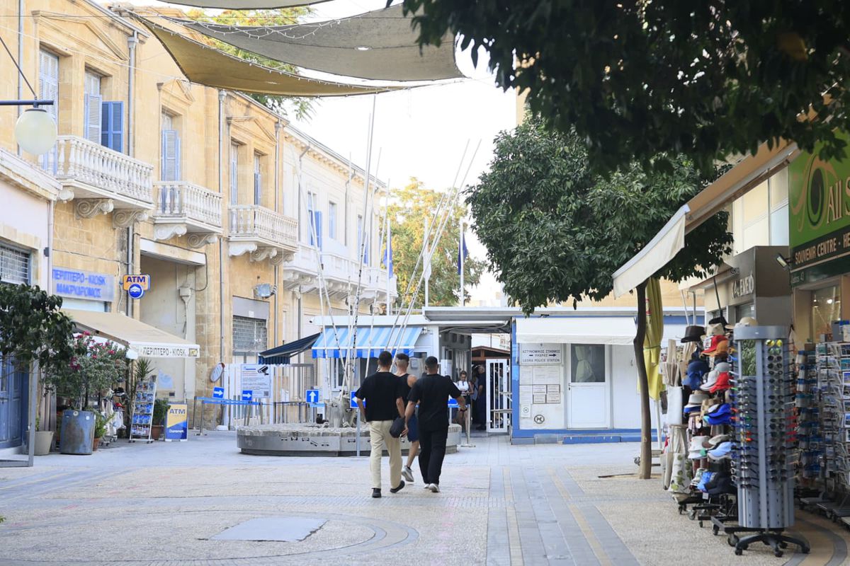 Nicosia - orașul împărțit în două