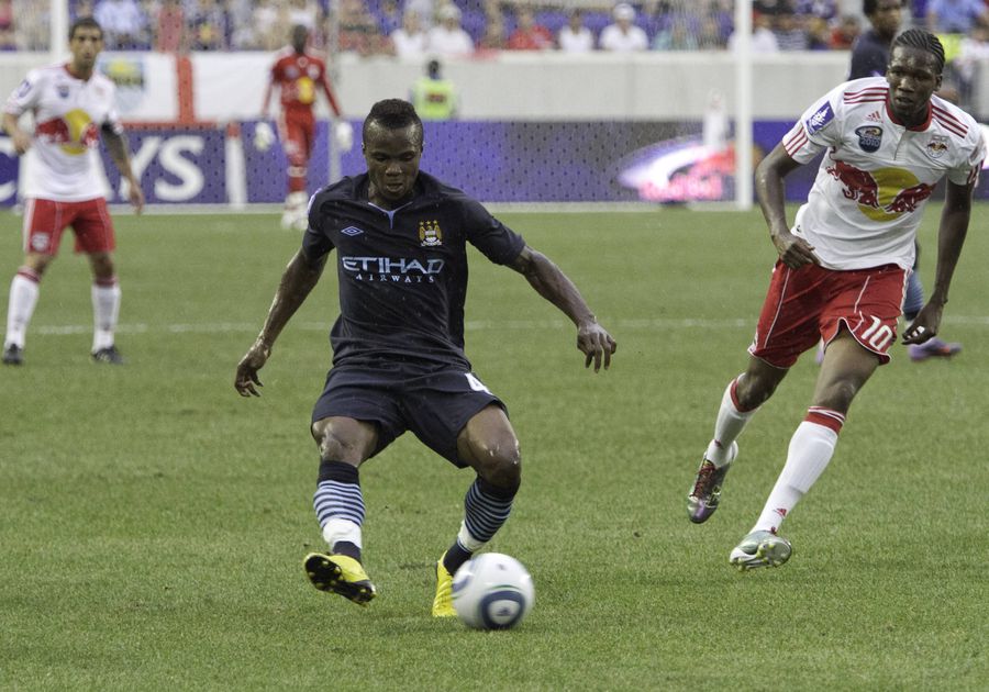 Alex Nimely-Tchuimeni, în timpul unui amical disputat de Manchester City cu NY Red Bulls // foto: Imago Zouma nu e primul » Topul jucătorilor cu CV-uri uriașe care au trecut prin Superliga: multe decepții, doar UNUL s-a relansat!