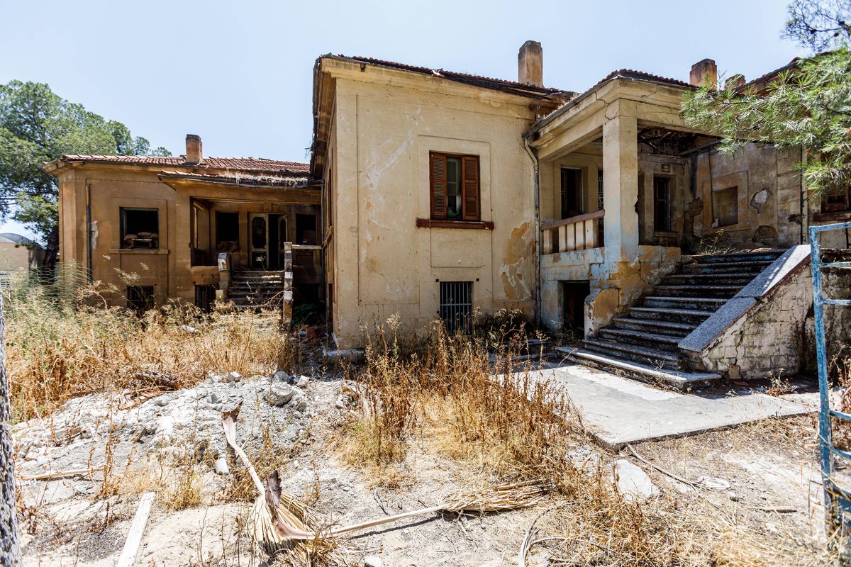 Nicosia - orașul împărțit în două