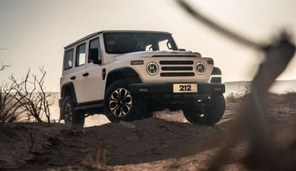 „Clona” de Land Rover Defender, mai ieftină decât un Fiat 500