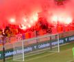 Ultrașii României au aprins din nou torțe pe stadion. Ce urmează