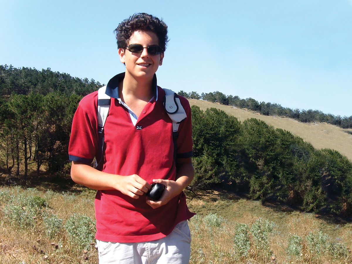 Carlo Acutis, primul primul sfânt al generației milenialilor, iubitor de fotbal și suporter AC Milan