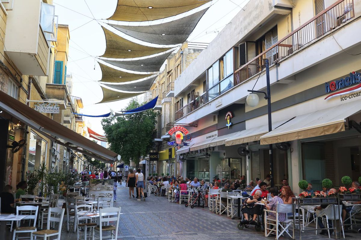 Nicosia - orașul împărțit în două